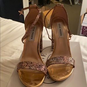 ROSE SPARKLE STEVE MADDEN BLOCK HEEL